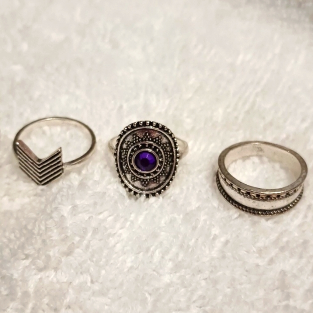 Rings - Picture 6 of 6